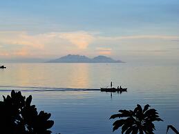 Island View Beachfront Resort