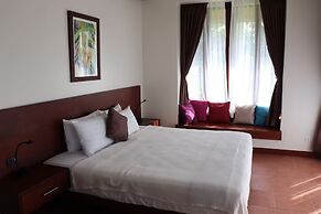 Island View Beachfront Resort