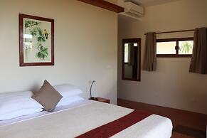 Island View Beachfront Resort