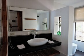 Island View Beachfront Resort