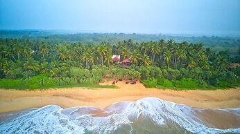 Sanjis The Seaside Cabanas