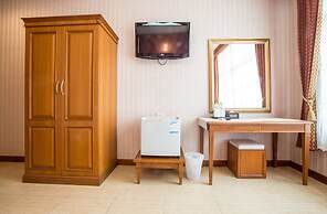 Juntra Resort and Hotel