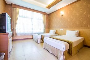 Juntra Resort and Hotel