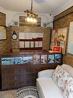 Avrasya Hostel