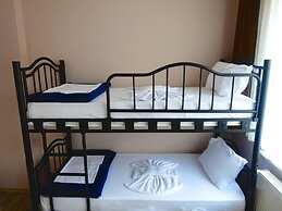 Avrasya Hostel