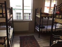 Avrasya Hostel