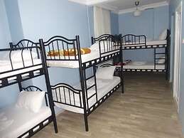 Avrasya Hostel
