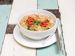 Treasures Hotel and Suites