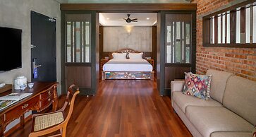 Treasures Hotel and Suites