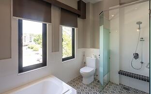 Treasures Hotel and Suites