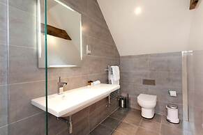 DBS Serviced Apartments - The Delven