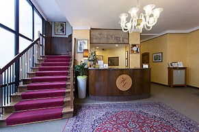 Hotel Excelsior