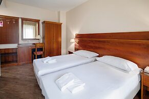 Hotel Excelsior