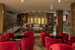 Crystal House Suite Hotel & SPA