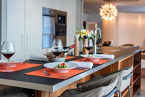 Crystal House Suite Hotel & SPA