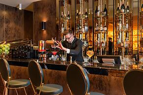 Crystal House Suite Hotel & SPA