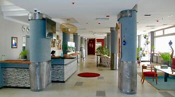Kiriri Garden Hotel