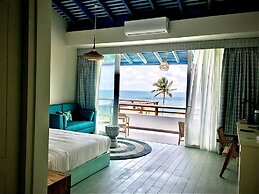 Thaproban Pavilion Waves Unawatuna
