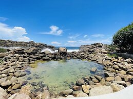 Thaproban Pavilion Waves Unawatuna