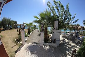 Mavi Cennet Camping Pansiyon