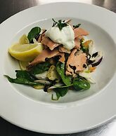 The Waterfront Hotel & Bistro