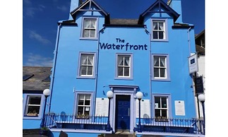 The Waterfront Hotel & Bistro