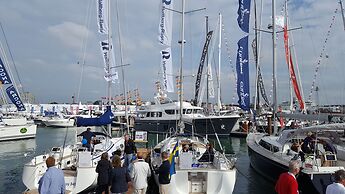 Town or Country - Greenwich Apartments