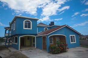 Blue Hills -Ocean View