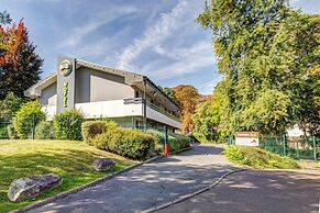 B&B HOTEL LOUVECIENNES