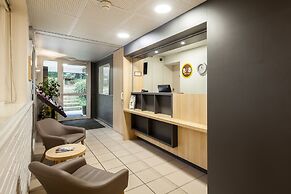 B&B HOTEL LOUVECIENNES