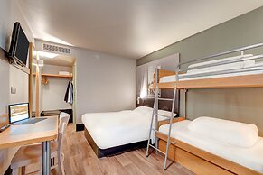 B&B HOTEL LOUVECIENNES