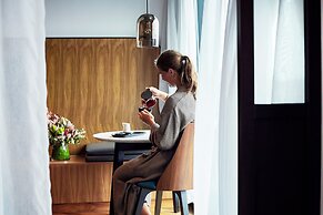 West Hotel Sydney, Curio Collection by Hilton