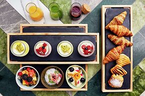 West Hotel Sydney, Curio Collection by Hilton
