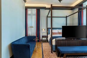 LUME Boutique Hotel, Autograph Collection