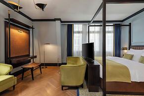 LUME Boutique Hotel, Autograph Collection