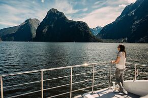 Fiordland Discovery