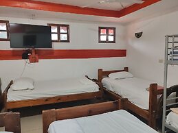 Hostal Ruinas de San Sebastian - Hostel