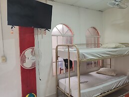 Hostal Ruinas de San Sebastian - Hostel