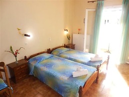 Katerina Pool Apartments