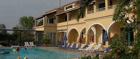 Katerina Pool Apartments