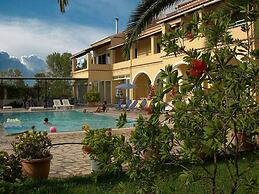 Katerina Pool Apartments