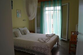 Katerina Pool Apartments