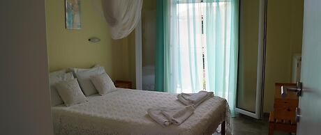 Katerina Pool Apartments