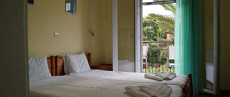 Katerina Pool Apartments