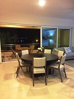 Condo Marina 303