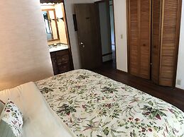 Hale Maluhia Country Inn