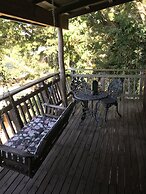 Hale Maluhia Country Inn