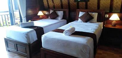 Bataran Garden Cottage