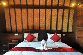 Bataran Garden Cottage