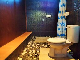 Bataran Garden Cottage